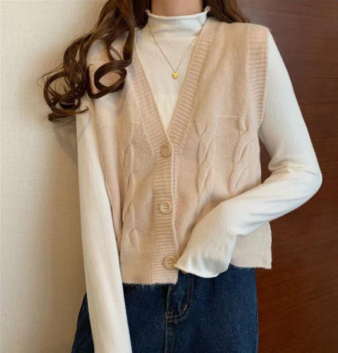 Short High Waist Slim Cable V-neck Sweater